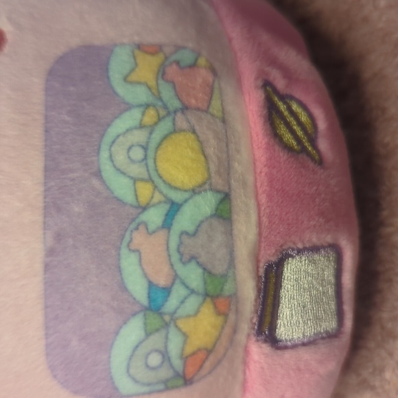 NWT Squishmallow Maline The Capsule Machine - Picture 3 of 5